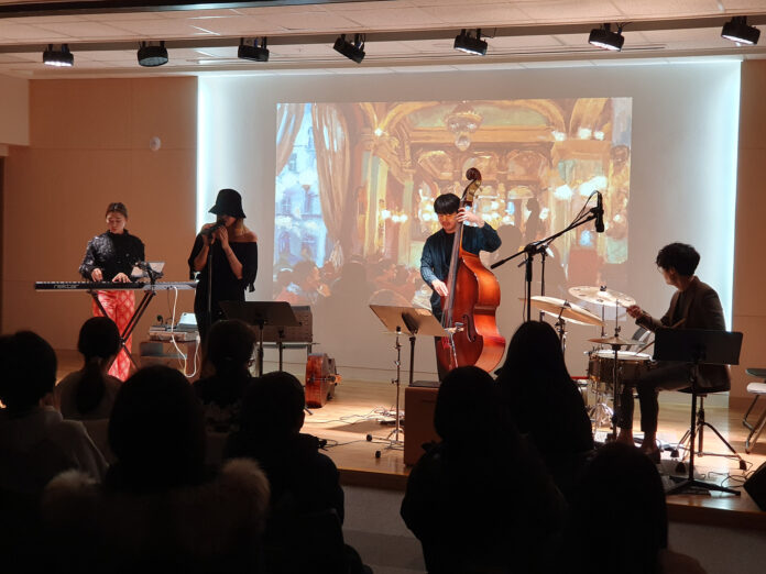 사진2)_지난해_열린_양천구_도서관_송년프로그램_연주회_전경 (1)